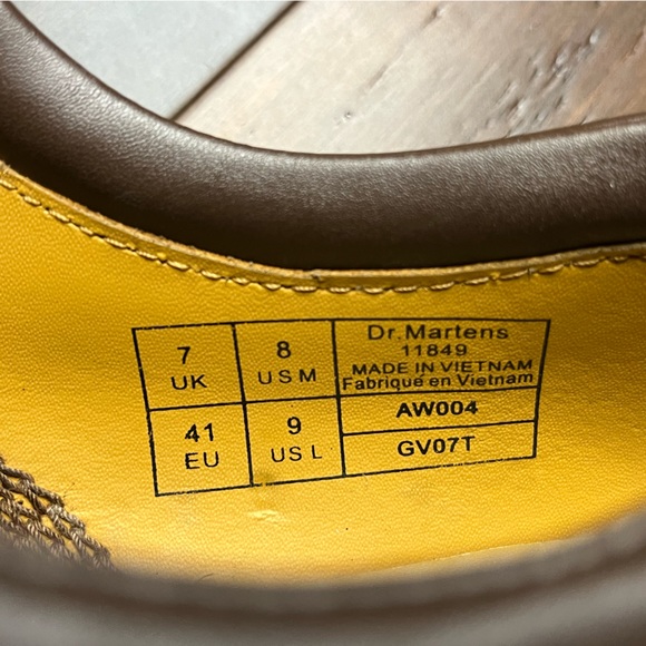 SOLD Dr Martens Leather Oxford Lace-Ups - Size 8M - Picture 3 of 7